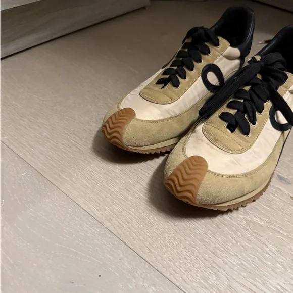 Loewe Flow Runner Sneaker - Picture 7 of 7